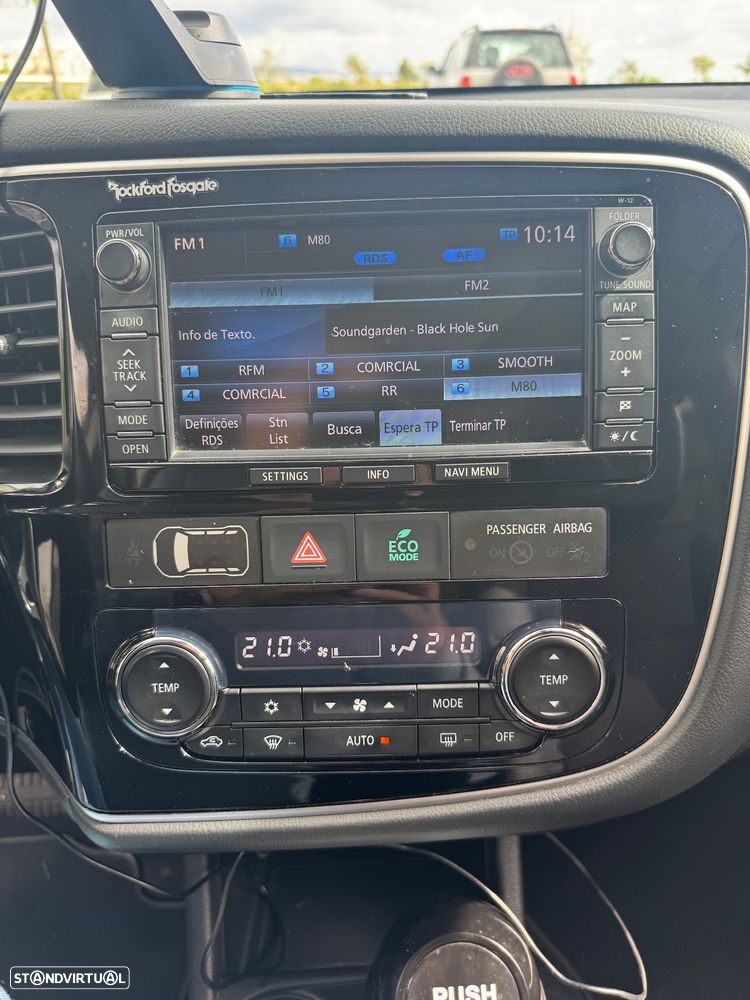 Mitsubishi Outlander - 11