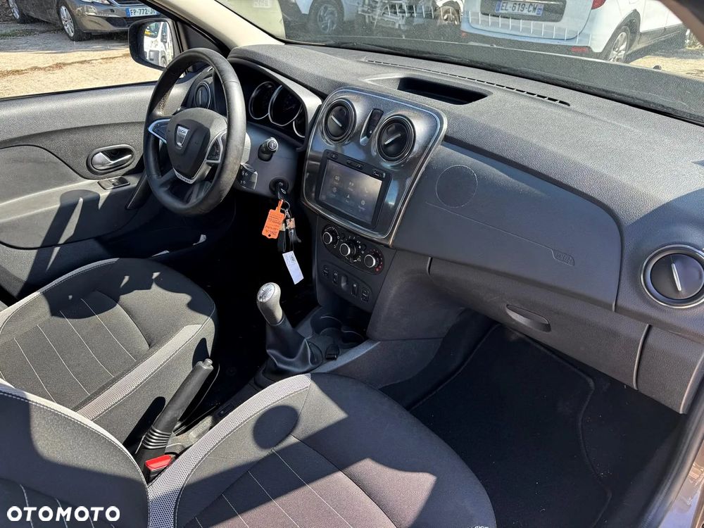 Dacia Logan Blue dCi 95 Stepway - 15