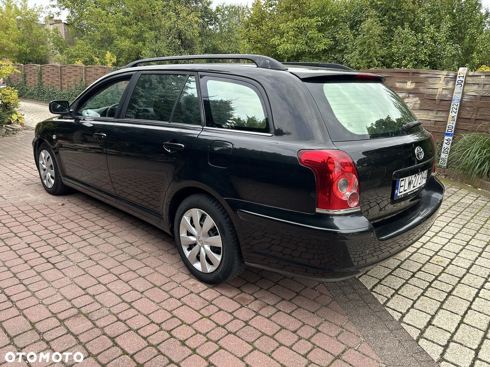 Toyota Avensis - 3