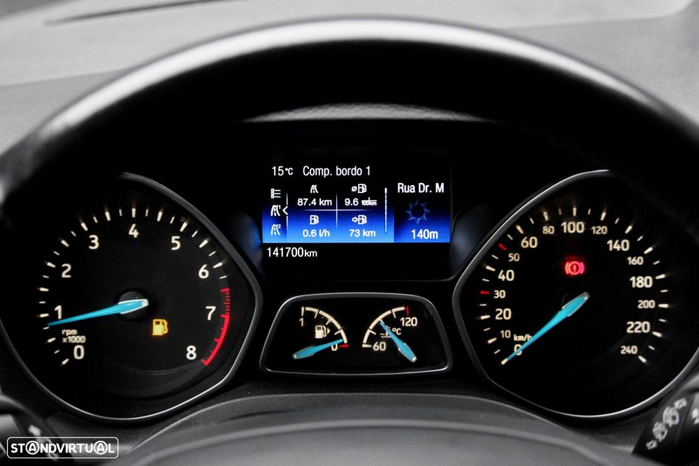 Ford C-Max 1.0 SCTi Titanium S/S - 23