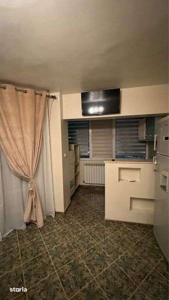 INCHIRIEZ apartament 3 camere lunar sau regim hotelier — fotografia 3