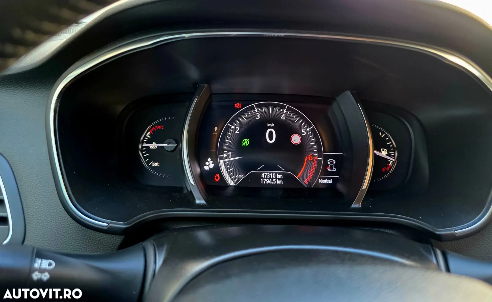 Renault Megane TCe Intens - 18