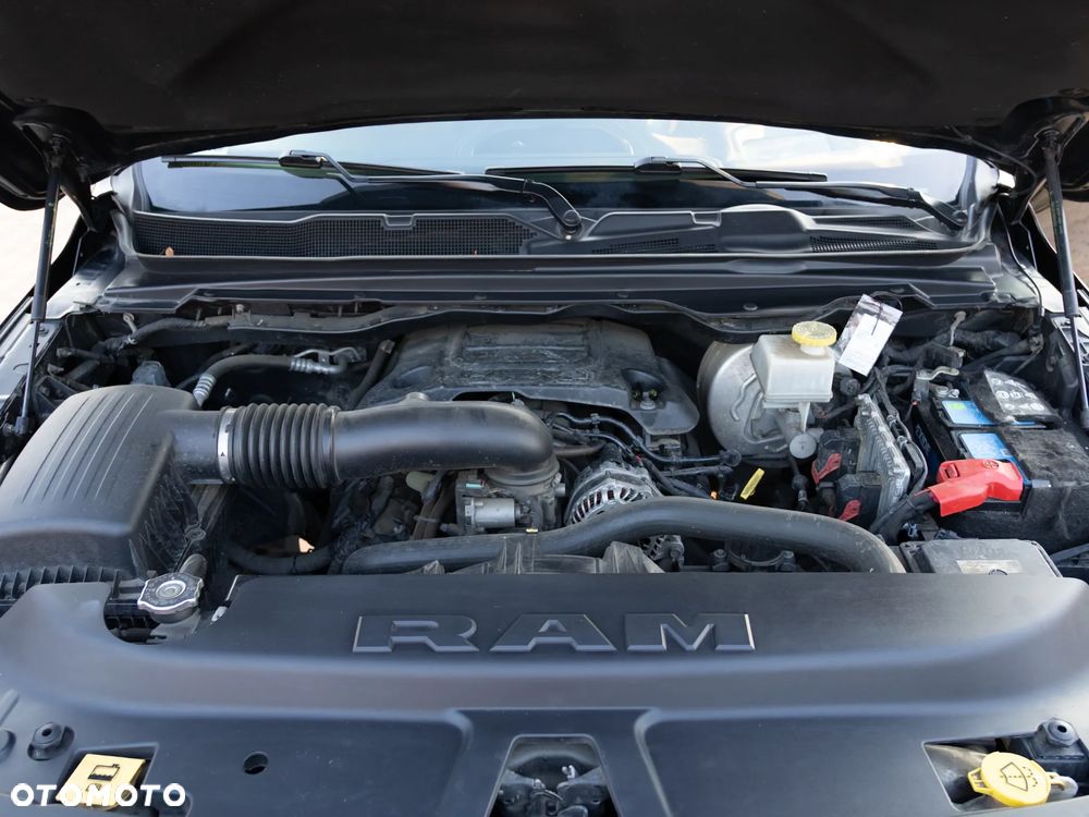 RAM 1500 5.7 Crew Cab Laramie - 9