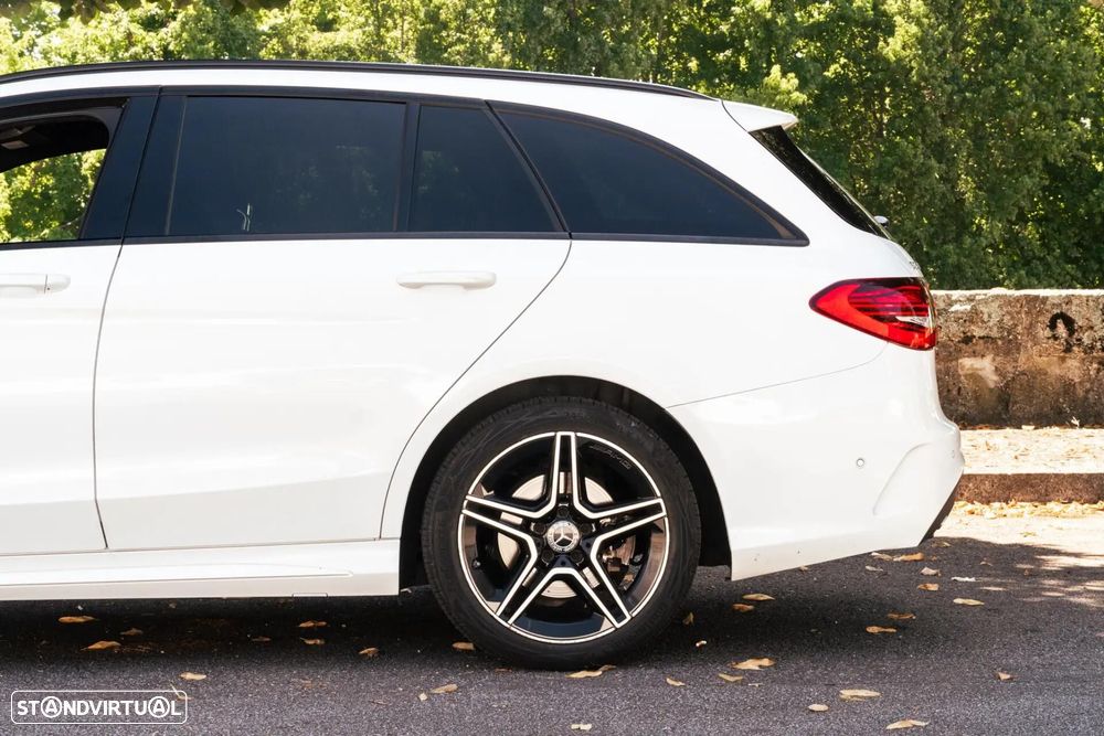 Mercedes-Benz C 300 de AMG Line - 36
