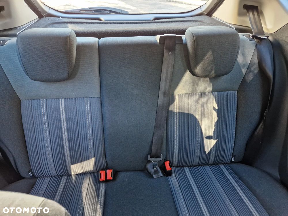 Ford Fiesta 1.6 TDCi Trend - 11