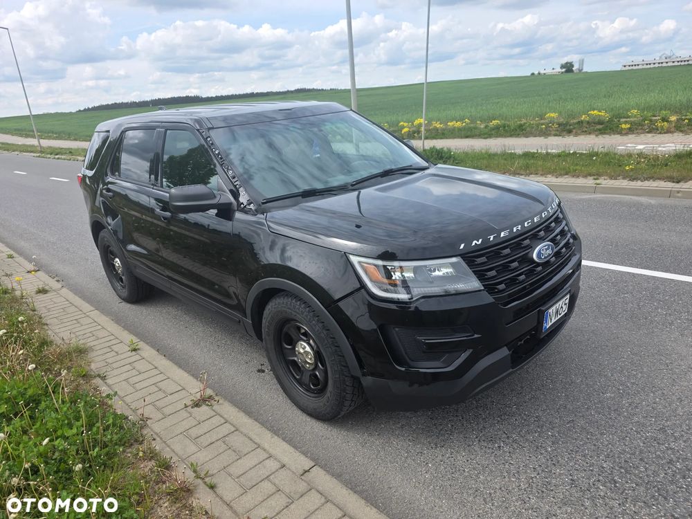 Ford Explorer - 3