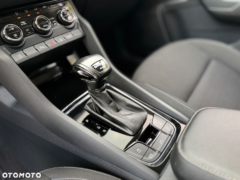 Skoda Karoq 2.0 TDI SCR 4x4 DSG Ambition - 33