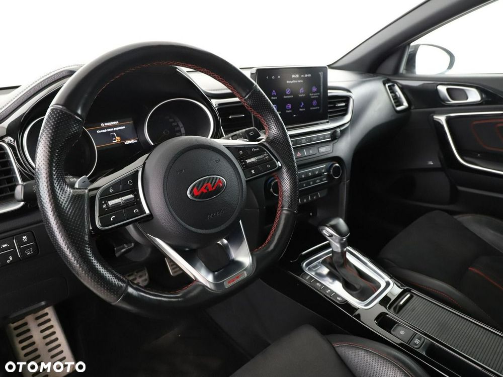 Kia ProCeed 1.6 T-GDI GT DCT - 15