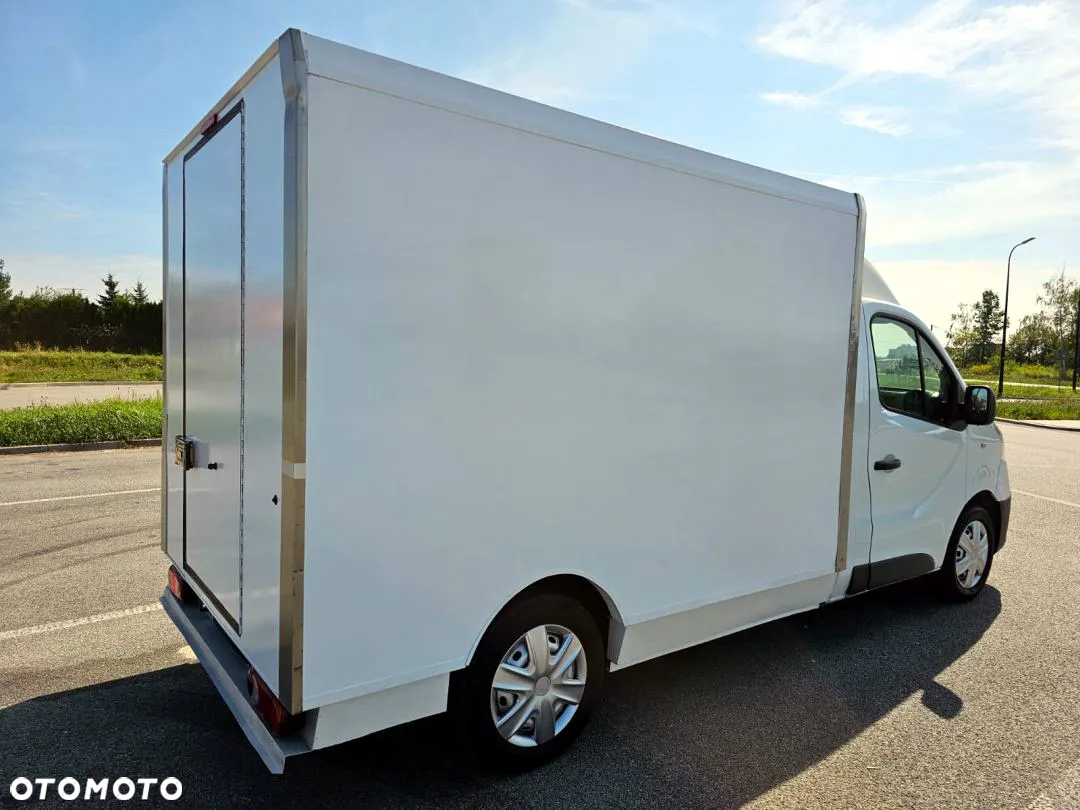 Renault Trafic - 11