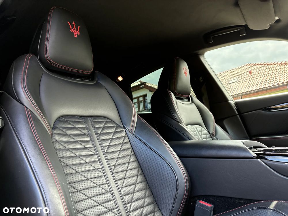 Maserati Levante S Q4 GranSport - 25