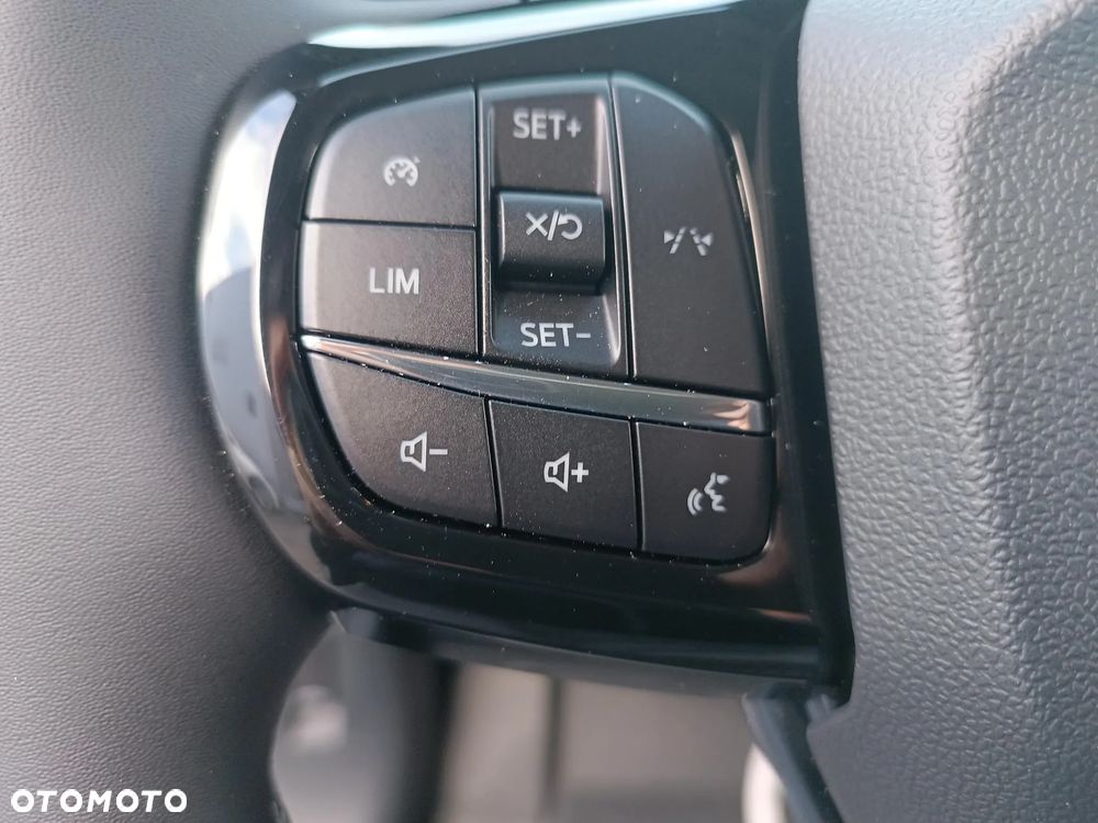 Ford Transit Courier - 24