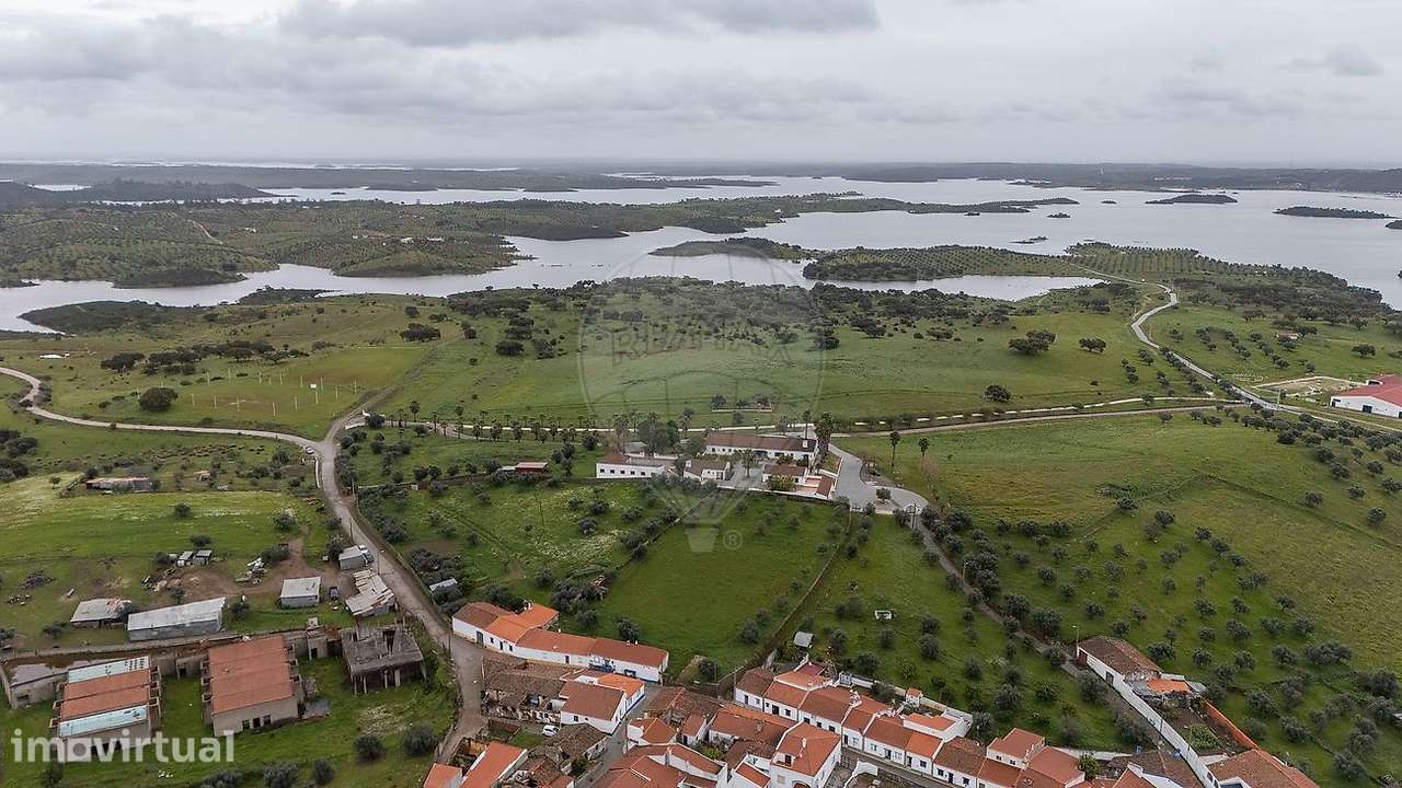 Terreno  para venda - Grande imagem: 2/10