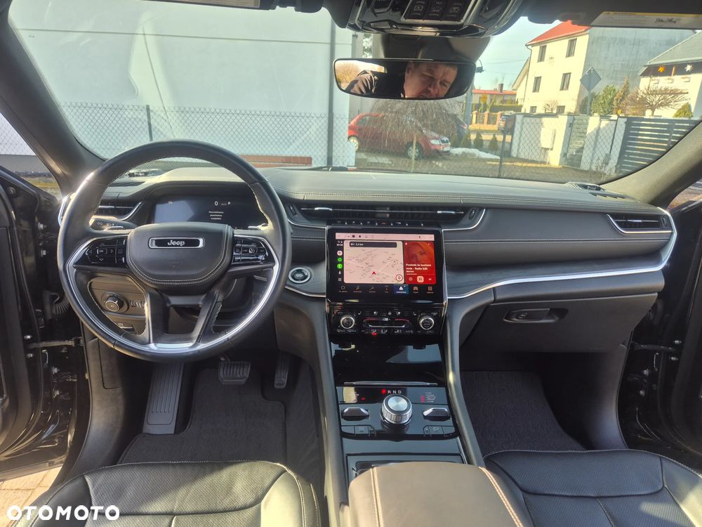 Jeep Grand Cherokee - 13