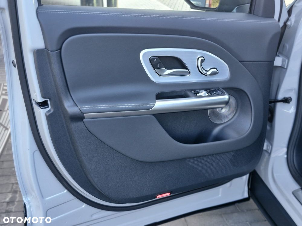 Mercedes-Benz GLB 220 mHEV 4-Matic 8G-eDCT - 28