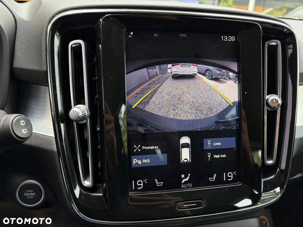 Volvo XC 40 D3 Momentum Pro - 27