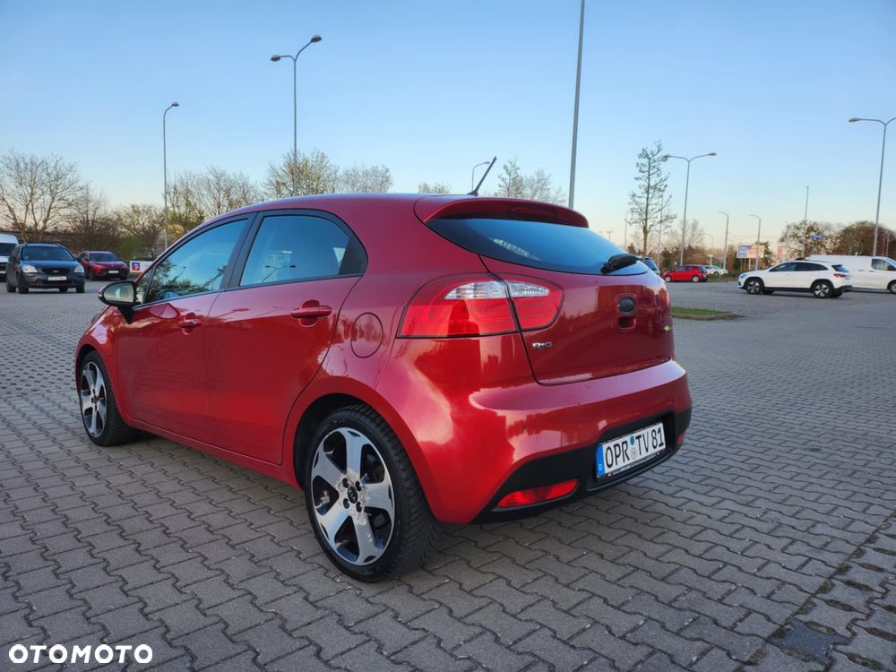 Kia Rio 1.4 Dream-Team Edition - 8