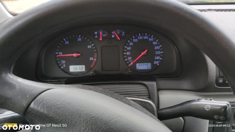 Volkswagen Passat 1.9 TDI - 10