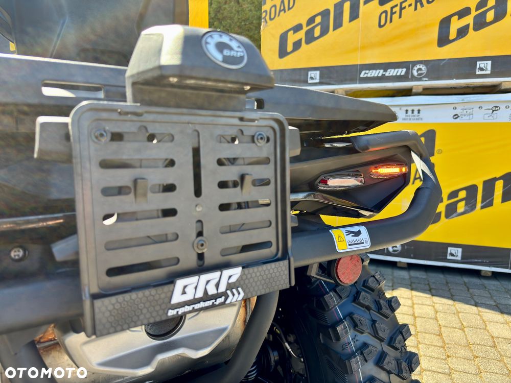 Can-Am Outlander Max - 12