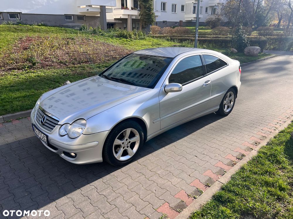 Mercedes-Benz Klasa C - 12