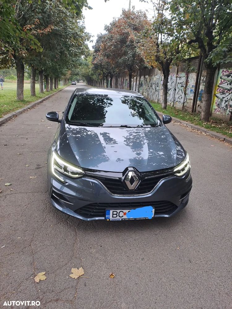 Renault Megane TCe 140 GPF Life - 3