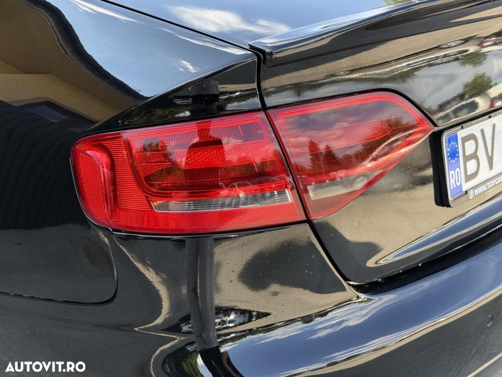 Audi A4 Limuzina - 10