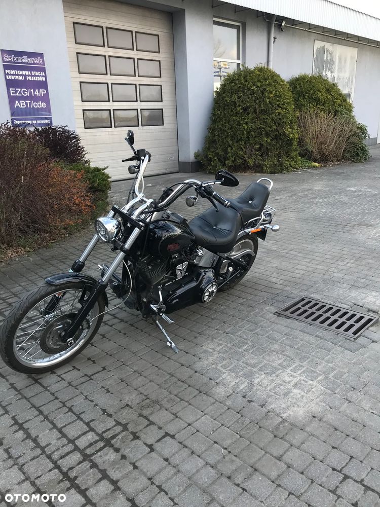 Harley-Davidson Softail Custom - 11