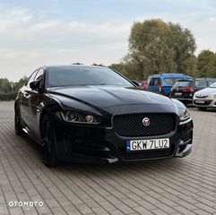 Jaguar XE 2.0 D R-Sport