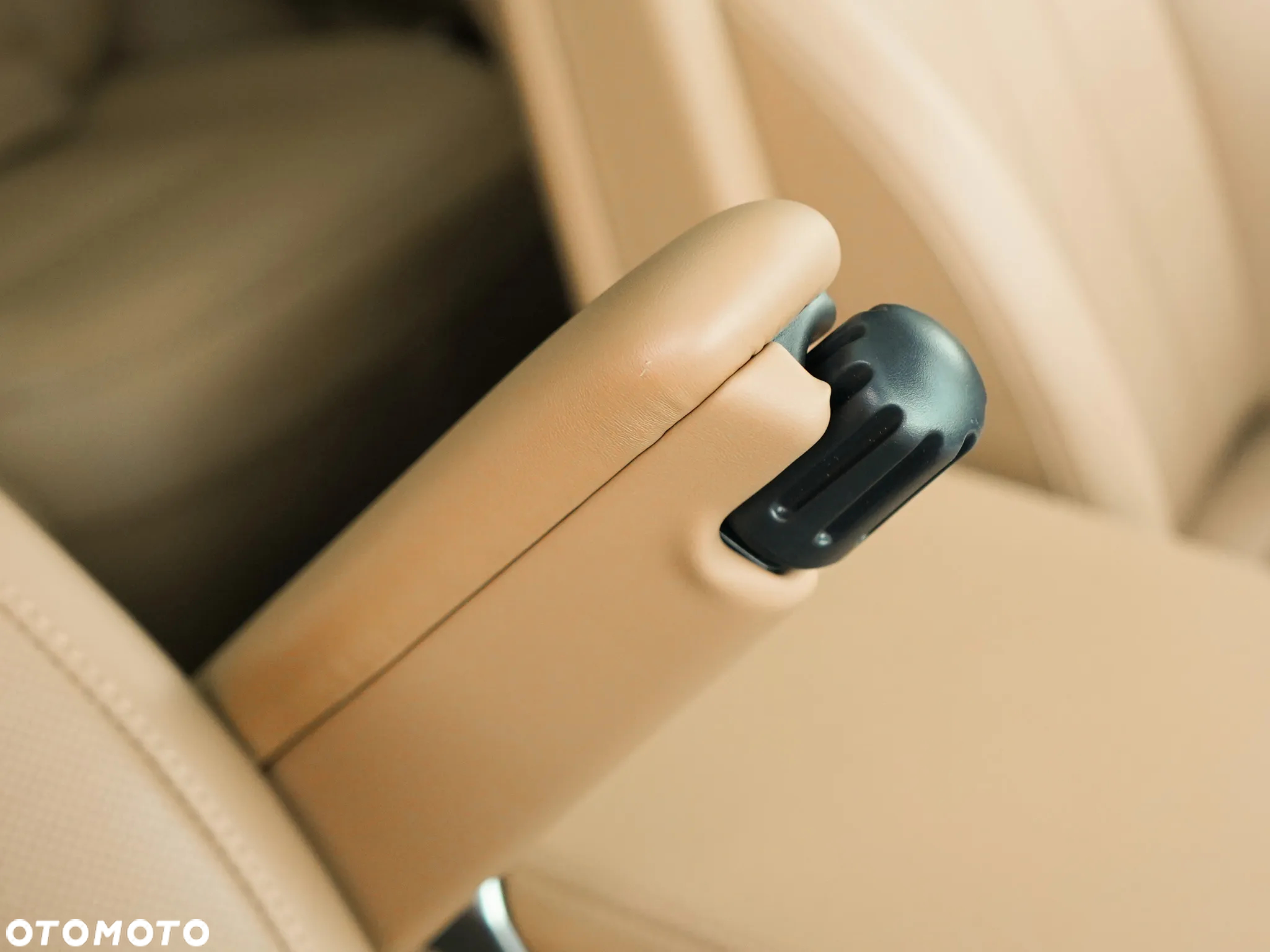 Land Rover Range Rover D350 Autobiography - 18