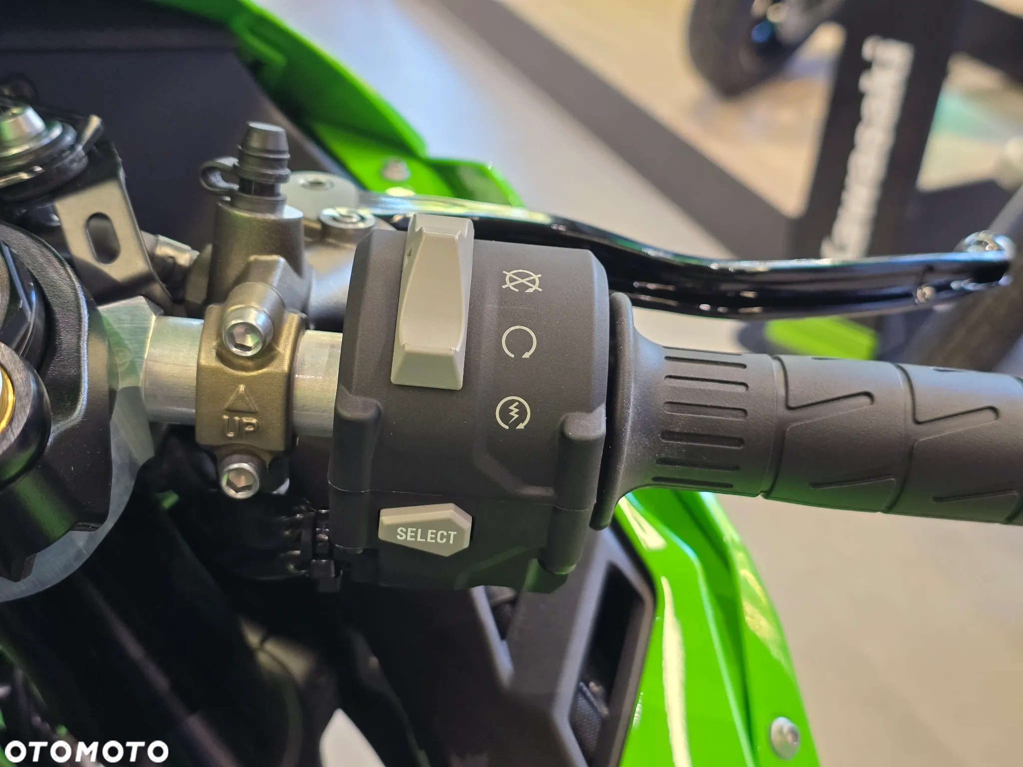 Kawasaki ZX - 12