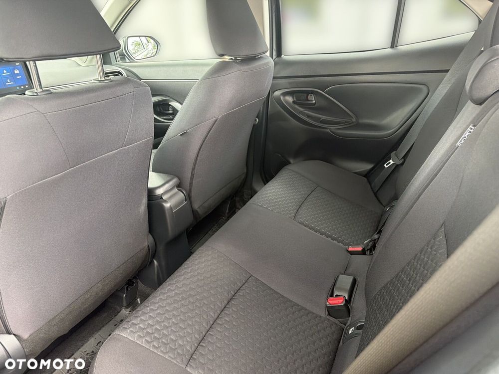 Toyota Yaris Cross - 13