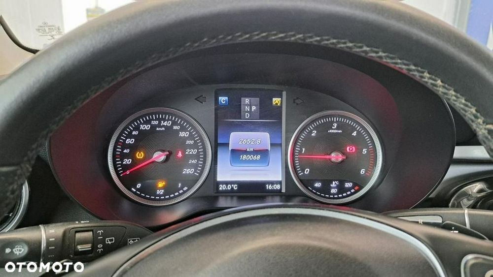 Mercedes-Benz GLC - 9
