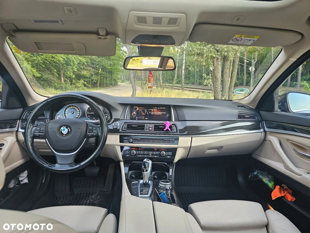 BMW Seria 5 520d - 13