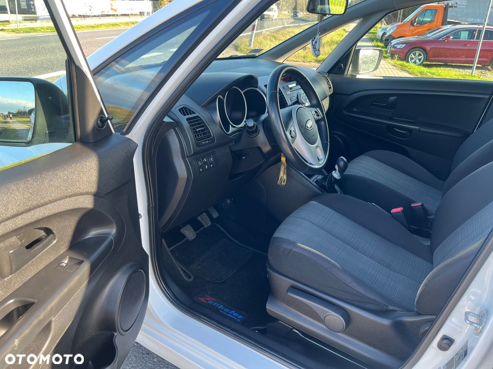 Kia Venga 1.4 M - 16