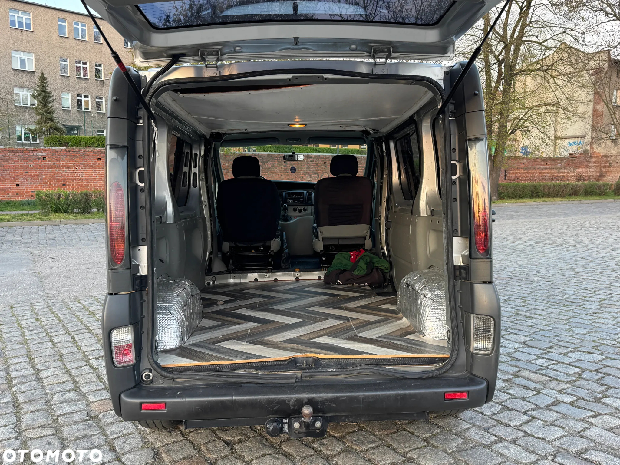 Renault Trafic 2.5 DCI 135 KM - 29