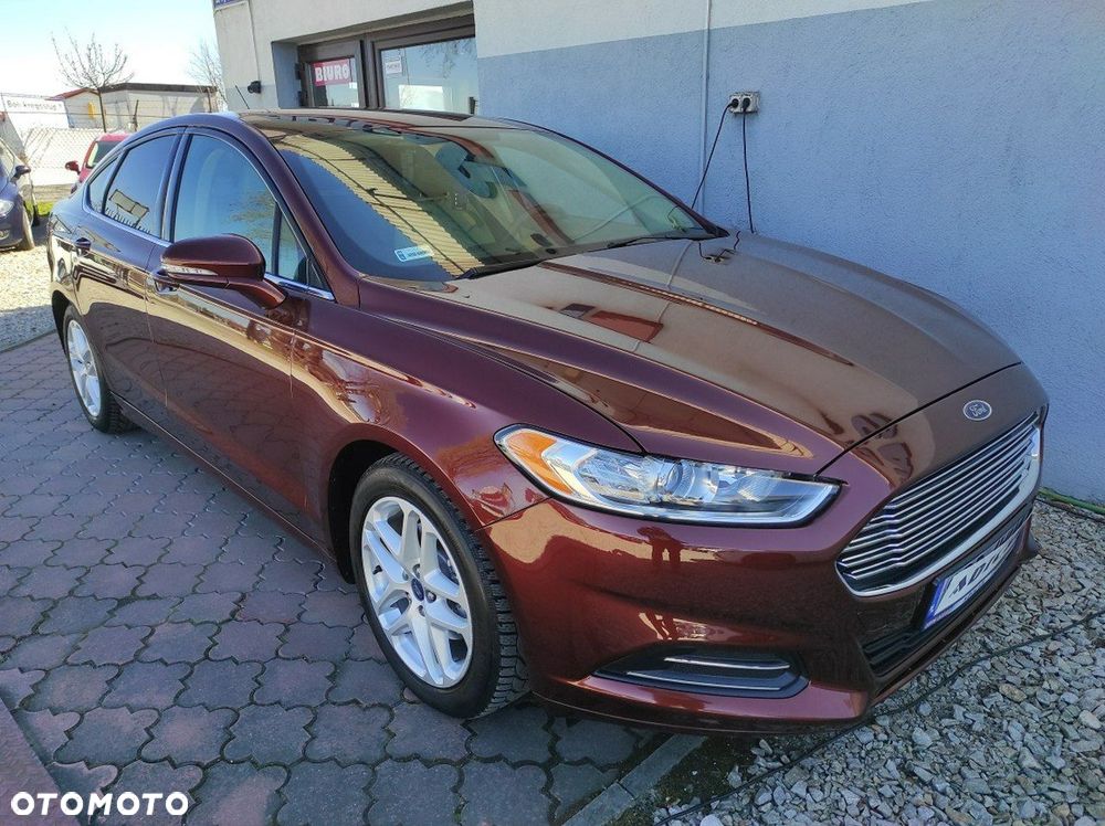 Ford Fusion - 8