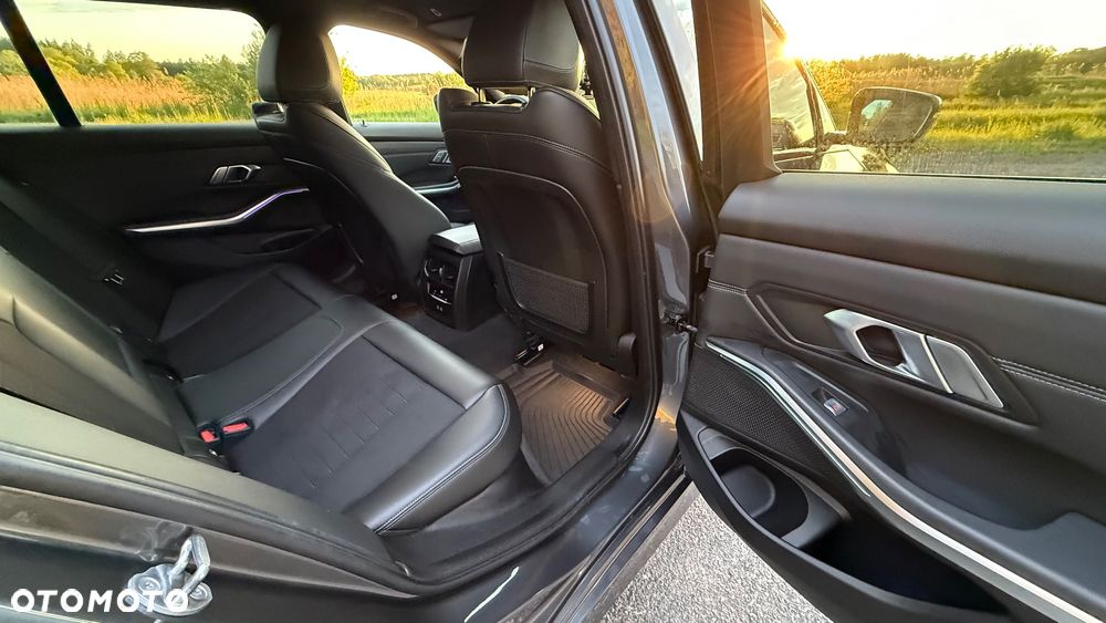 BMW Seria 3 - 20