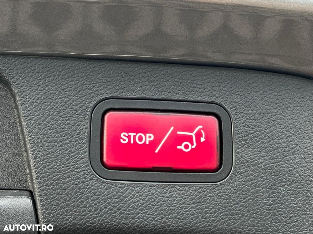 Mercedes-Benz GLA 200 d Activity Edition - 11