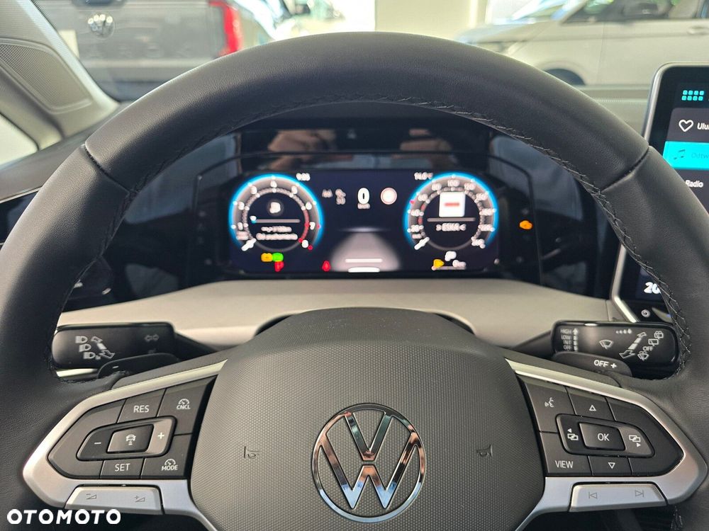 Volkswagen Golf VIII 1.5 eTSI mHEV Life Plus DSG - 16