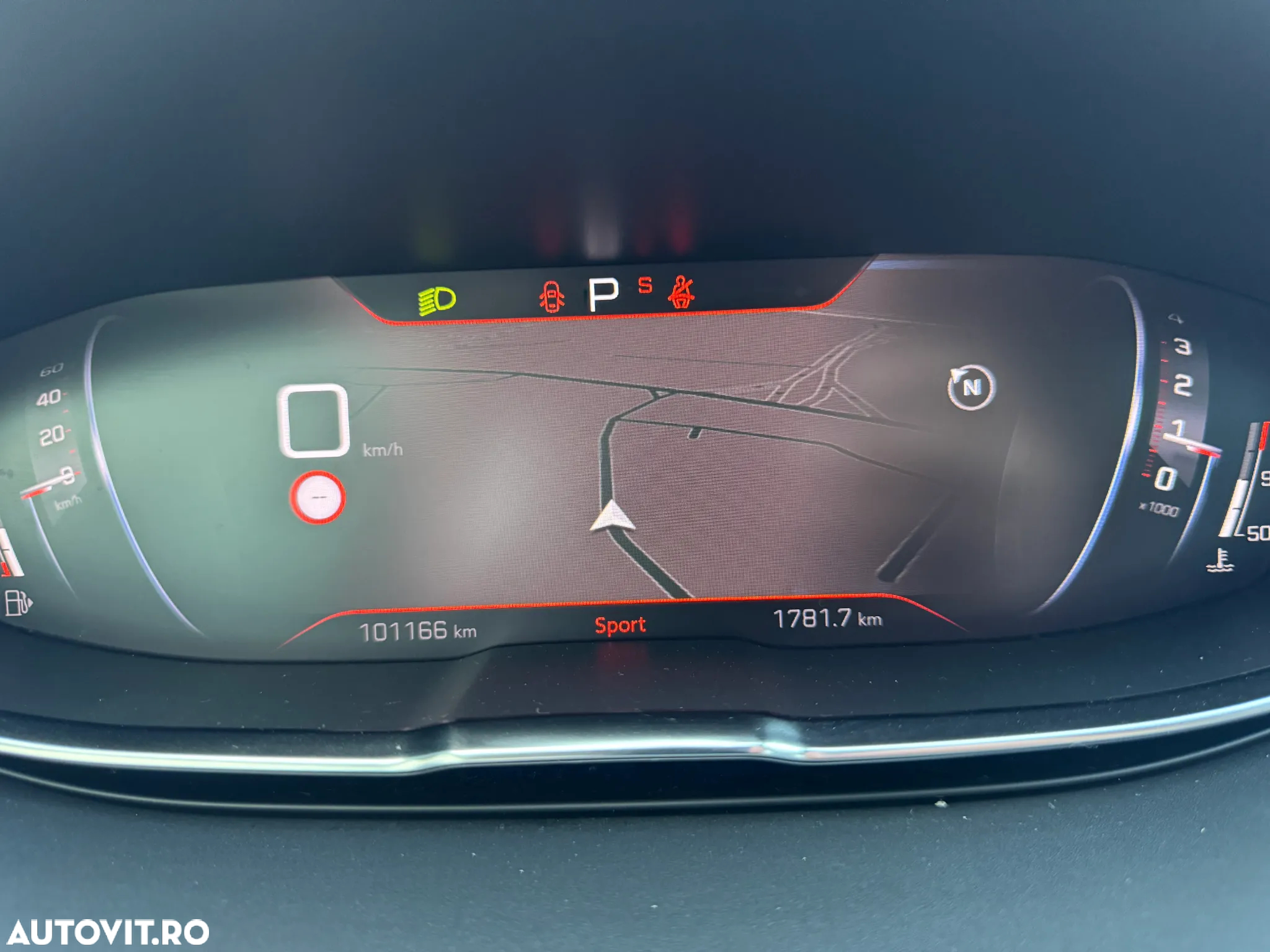 Peugeot 3008 PureTech 130 Stop & Start GPF EAT8 Active Business-Paket - 21