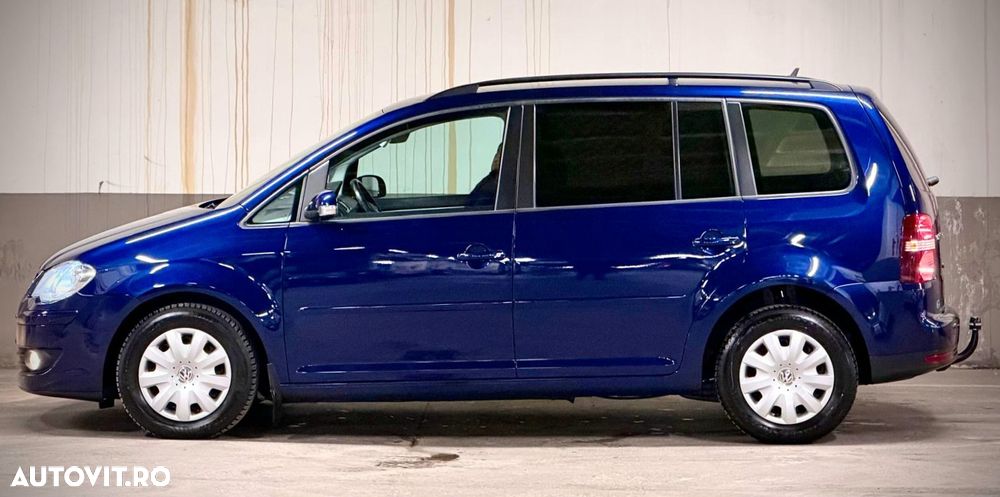 Volkswagen Touran 1.4 TSI Trendline Aut - 9