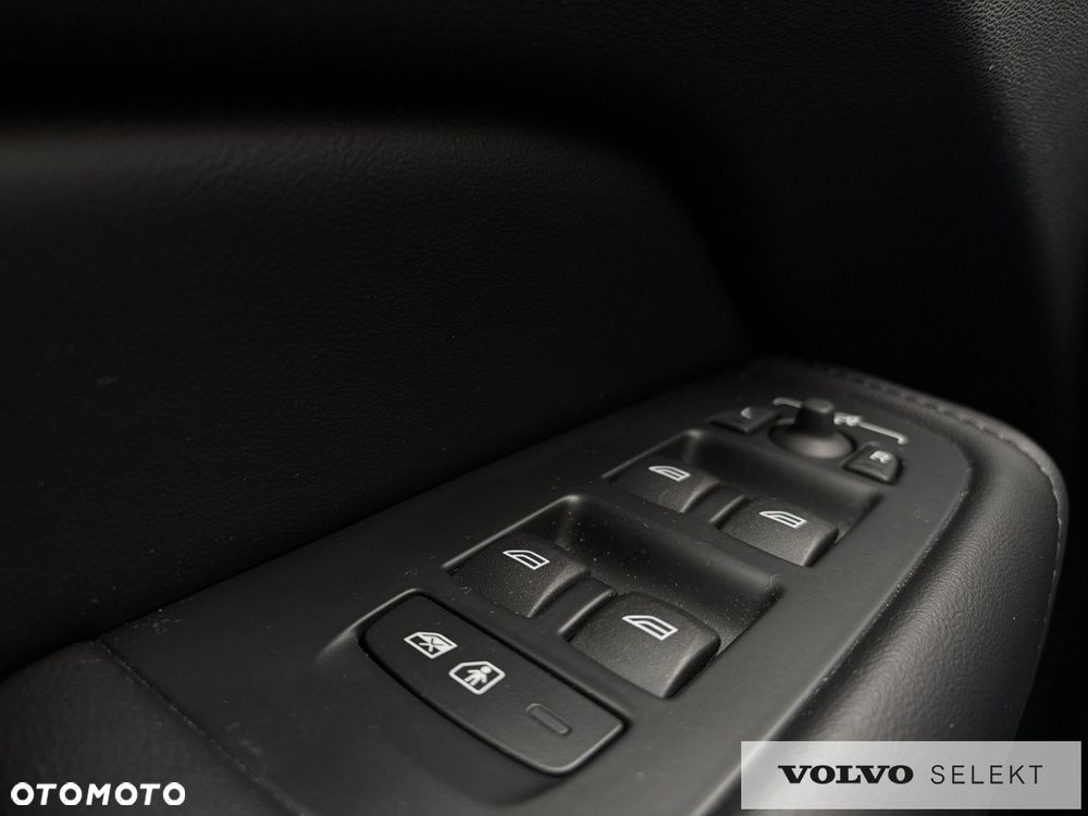 Volvo XC 60 - 22