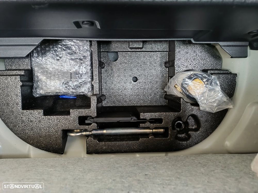 Peugeot e-208 50 kWh Active Pack - 31