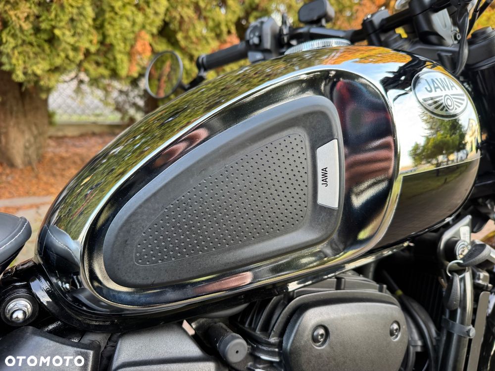 Jawa 350 42 Bobber - 14