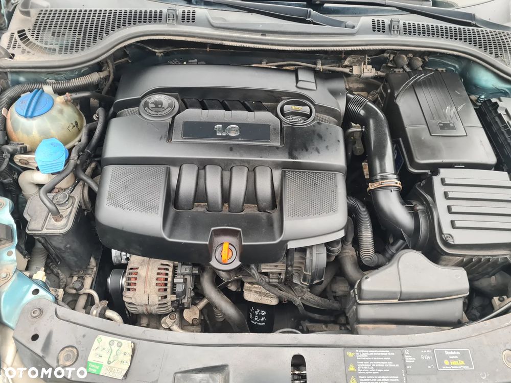 Skoda Octavia 1.6 Tour - 12