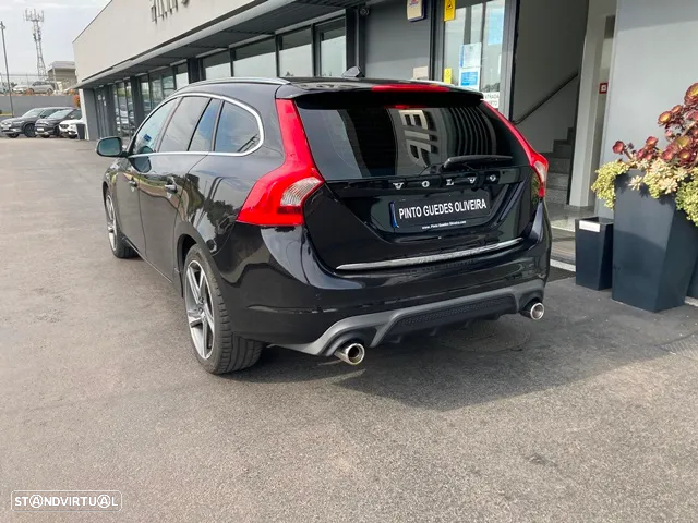 Volvo V60 2.4 D6 R-Design AWD Phev - 7