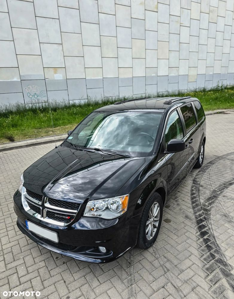 Dodge Grand Caravan - 6
