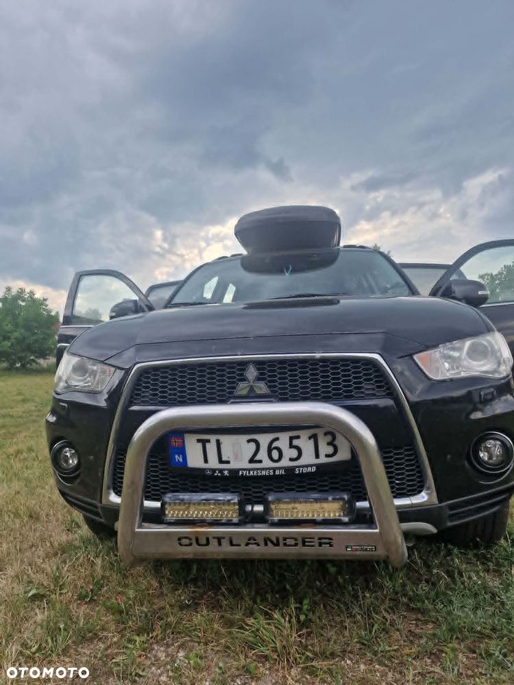 Mitsubishi Outlander 2.2 DID Instyle NAVI TC-SST - 3