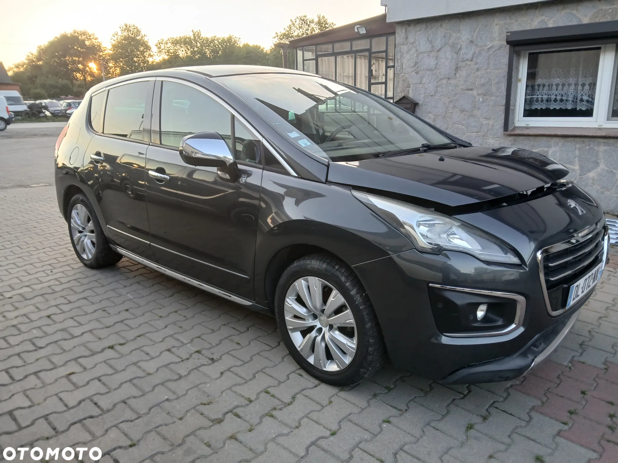 Peugeot 3008 2.0 HDi HYbrid4 - 2