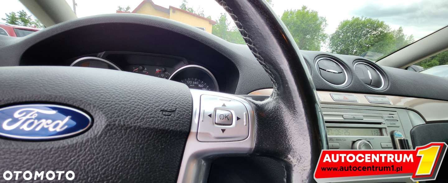 Ford S-Max - 23