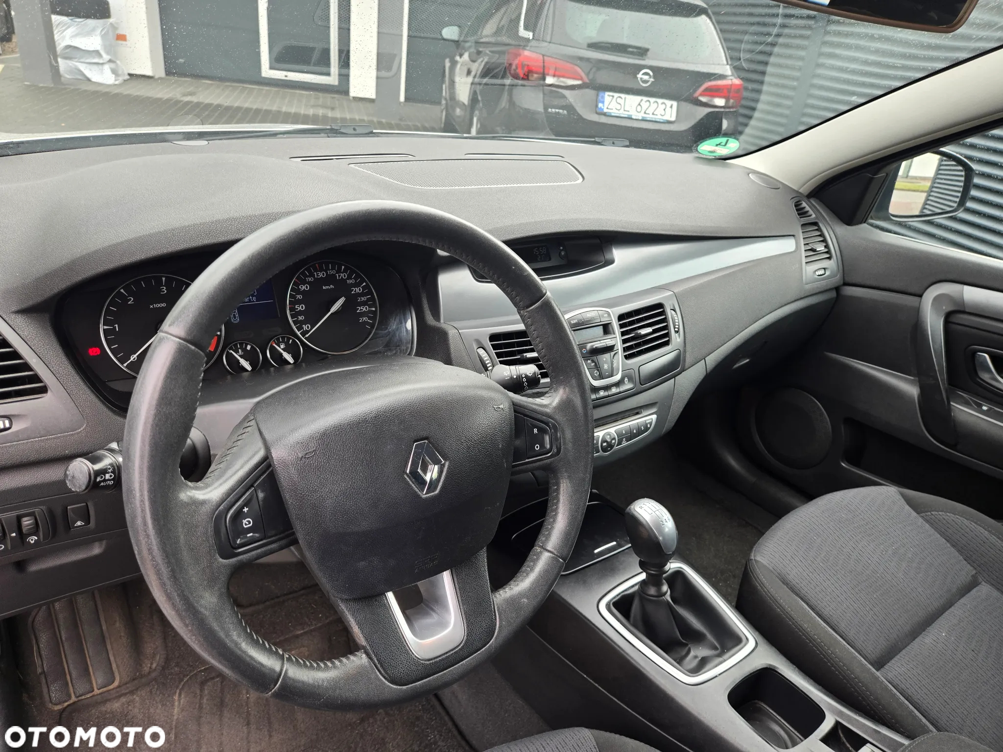 Renault Laguna 1.5 dCi Authentique - 8